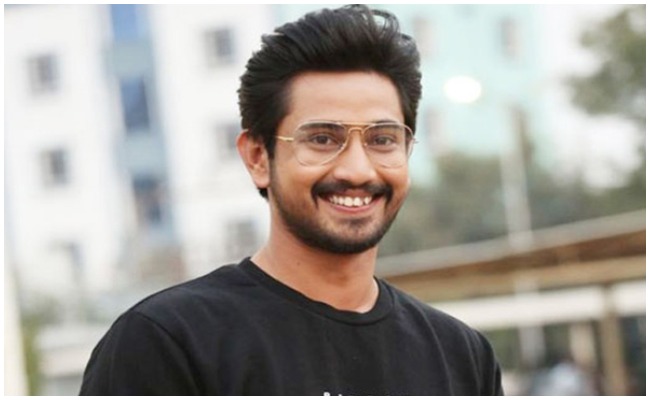 Bheemla Nayak: నాయక్ లోని లా..లా.. భీమ్లా .. పాట కోసమైనా సినిమా ఒకసారి చూడాలని వుంది: రాజ్ తరుణ్