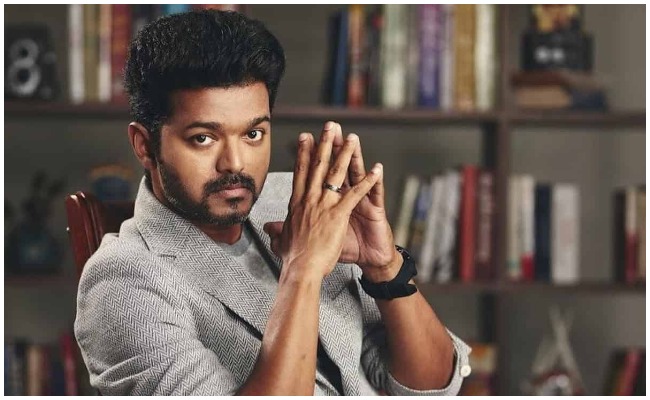 Vijay Thalapathy: రాజకీయాల్లోకి ఎంట్రీ ఇవ్వనున్న తమిళ హీరో విజయ్!
