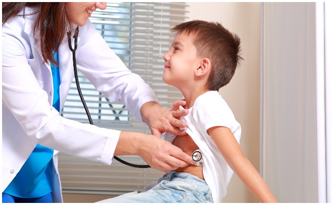 చిన్న పిల్లల ఆరోగ్యం విషయంలో తీసుకోవలసిన జాగ్రత్తలు…..ముఖ్యంగా చలికాలంలో!