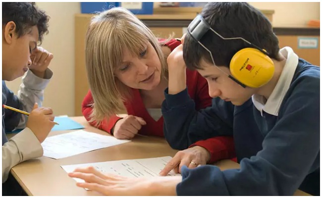 Autism: పిల్లలు ఆ విధంగా ప్రవర్తిస్తున్నారా.. అయితే ఆ వ్యాధికి గురైనట్లే..?