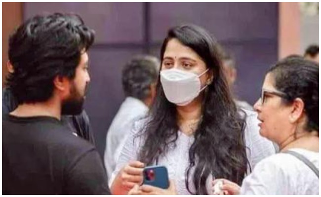 Anushka: రాజమౌళి ఆహ్వానం మేరకు RRR పార్టీలో సందడి చేసిన అనుష్క..!