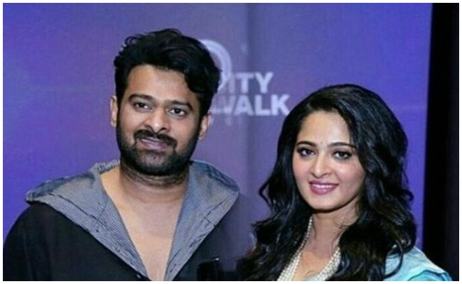 Prabhas: మరో సారి ప్రభాస్ – అనుష్క కాంబో… రీ ఎంట్రీతో అనుష్క  హిట్ కొట్టేనా  ?