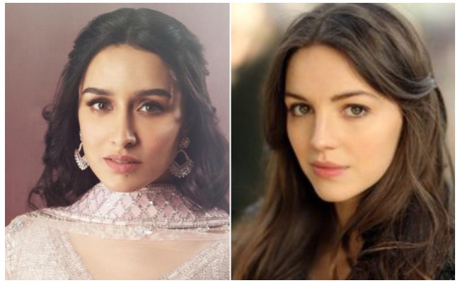 RRR : ఆర్ఆర్ఆర్ ను వదులుకున్న ఆ ముద్దుగుమ్మలు ఎవరో తెలుసా…!