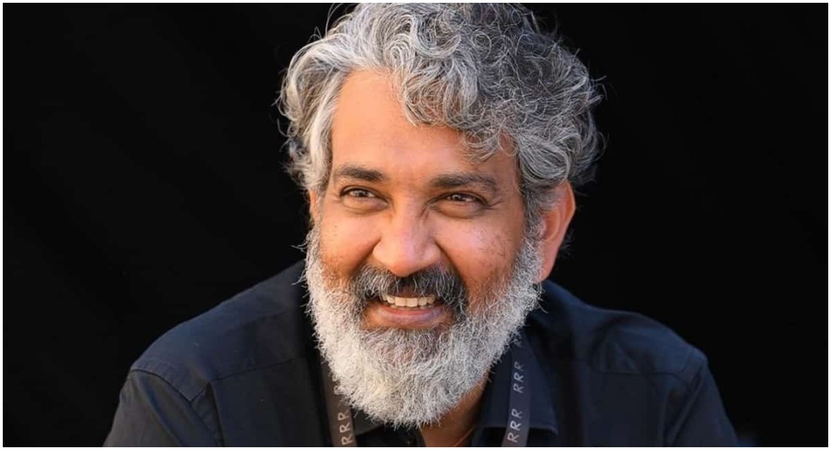 కనుబొమ్మలతో నటించే సత్తా ఆ హీరోకి ఉంది…టాలీవుడ్ హీరో పై ప్రశంసలు కురిపించిన జక్కన్న..?