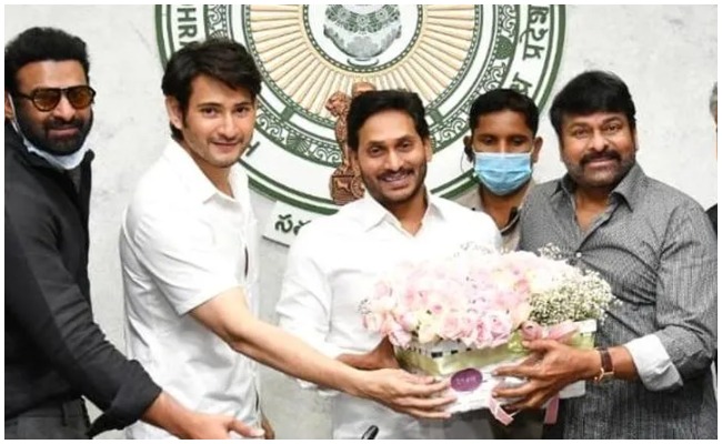 Tollywood: మరోసారి ఏపీ ముఖ్యమంత్రిని కలవబోతున్న టాలీవుడ్ పెద్దలు..!