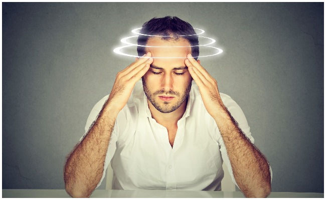 Migrain Attack: మైగ్రేన్ లక్షణాలు ఏమిటి? వాటిని గుర్తించటం ఎలా?