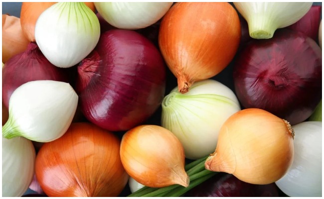 Health Tips: వేసవికాలంలో ఉల్లి చేసే మేలు తెలిస్తే ఆశ్చర్యపోతారు…!