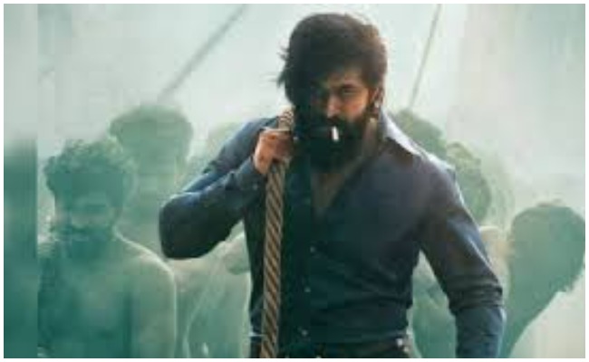 KGF 2 business : టాలీవుడ్ లో ఆ పెద్ద హీరో మార్కెట్ ను దాటేసిన కేజీఎఫ్ 2 బిజినెస్…!