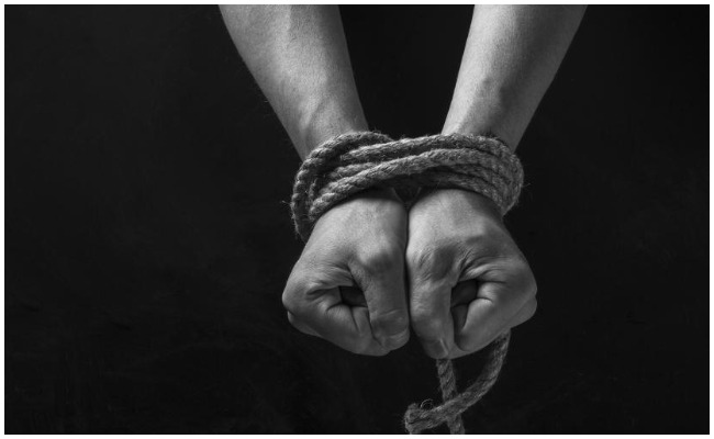 Crime News: ప్రేమ జంట కిడ్నాప్ కి పథకం వేసిన యువతి తండ్రి… చివరికి ఏమైందంటే?