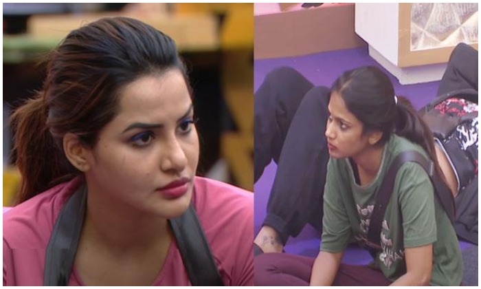 Bigg Boss OTT Telugu: చెప్పులతో కొట్టుకున్న బిగ్ బాస్ కంటెస్టెంట్స్.. అసలేం జరిగిందంటే..?