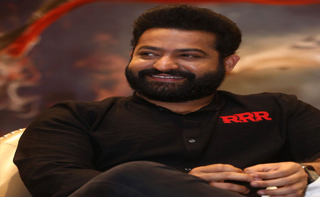 Jr NTR Crazy Project : ఇంకా లైవ్ లోనే ఎన్టీఆర్ క్రేజీ ప్రాజెక్ట్..ఆస్కార్ విన్నర్ కూడా రెడీ అట.!