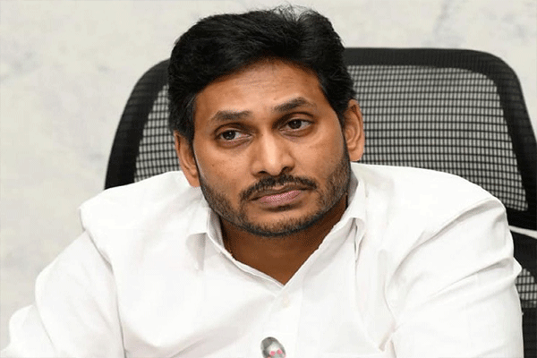 YS Jagan : వైఎస్ జగన్ మోహన్ రెడ్డిని ధిక్కరిస్తే ఏమవుతుంది.?