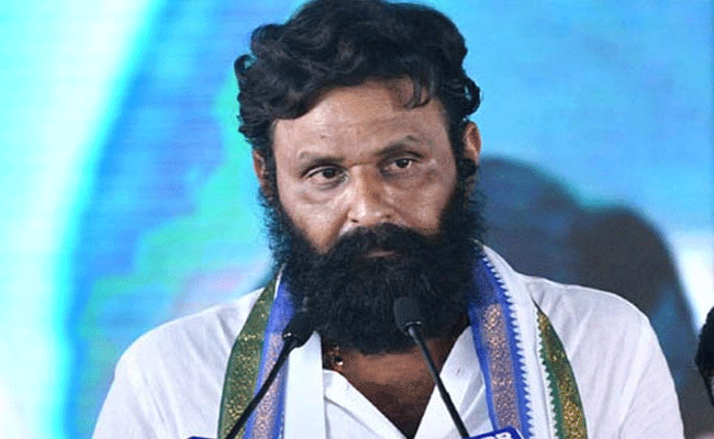 Kamma Leaders : ఆ సామాజిక వర్గాలకు మంత్రి పదవులెందుకు దక్కలేదు.?