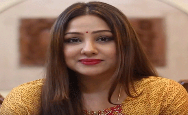 Super Star Upendra’s Wife : వరుణ్ తేజ్ విలన్ ఉపేంద్ర భార్య ఎవరో తెలుసా.?