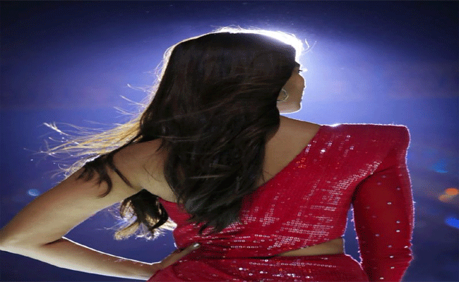 Pooja Hegde : వైరల్ ఫోటో : హీటెక్కించడానికి ఆ సినిమా సెట్స్ లో పూజా హెగ్డే.!