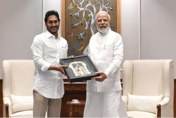 YS Jagan Delhi Tour : ప్రధాని మోడీతో సీఎం జగన్ భేటీ: రాష్ట్రానికి ఈసారైనా మేలు జరిగేనా.?