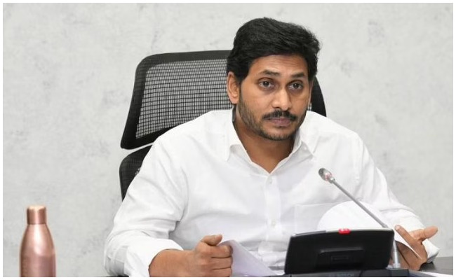 ఇవాళ సీఎం జగన్ షెడ్యూల్ బిజీ బిజీ.. ప్రధానితో వీడియో కాన్ఫరెన్స్!