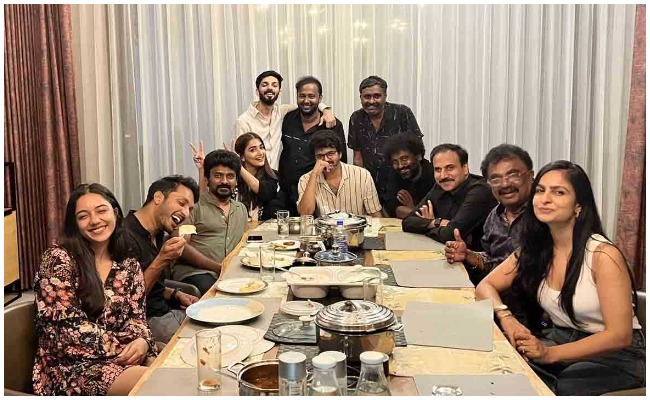 Beast : సక్సెస్ పార్టీ సెలబ్రేట్ చేసుకుంటున్న బీస్ట్ టీం…!