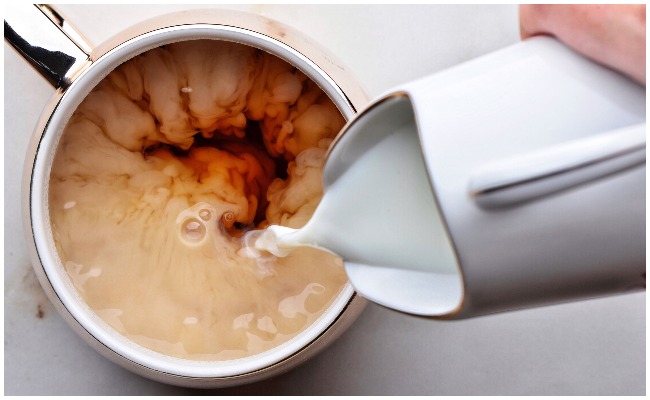 Coconut Milk: కొబ్బరి పాలతో తయారుచేసిన టీ తాగటం వల్ల అనేక ఆరోగ్య ప్రయోజనాలు..!