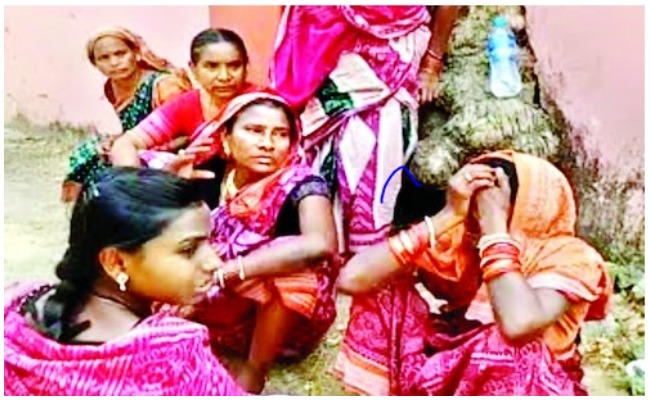 Crime News: సీమంతం చేసి కూతురిని ఇంటికి తీసుకెళ్లాలని వచ్చిన తల్లి తండ్రులు.. కానీ కూతురు అలా కనిపించడంతో షాక్ …!