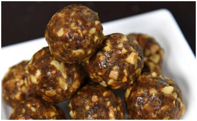 Health Tips: శరీరంలో కండరాలు, ఎముకలు దృఢంగా ఉండాలంటే ప్రతిరోజు ఈ లడ్డు తింటే చాలు..!