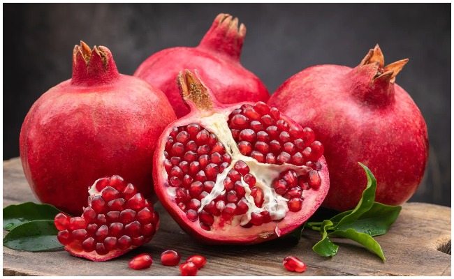 నూరేళ్లు బ్రతకాలని అనుకుంటున్నారా.. ఆరోగ్యంగా ఉండాలంటే ఏం తినాలంటే?