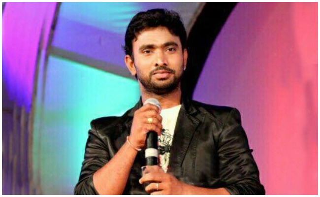 Adhire Abhi: మల్లెమాల వారు అభిని జబర్దస్త్ నుంచి పొమ్మనలేక పొగ పెట్టారా..?