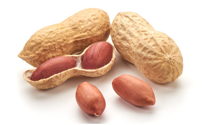 Health Tips: ఈ వ్యాధులతో బాధపడే వారు పల్లీలు ఎక్కువ తింటున్నారా? అయితే ఈ విషయాలు తెలుసుకోండి..!