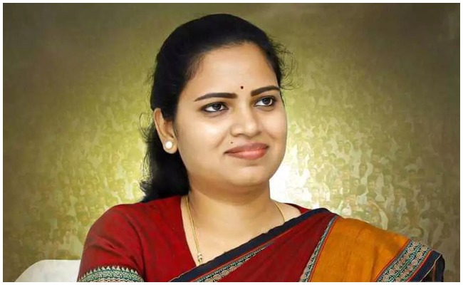 Minister Rajini: చంద్రబాబుపై మంత్రి విడదల రజిని ఫైర్.. ఇదంతా రాజకీయమే అంటూ!