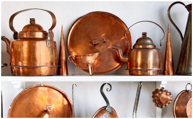 Health Tips: ఆరోగ్యానికి మంచిదని రాగి పాత్రలు ఎక్కువగా వినియోగిస్తున్నారా? అయితే ఈ విషయాల గురించి తెలుసుకోండి..!