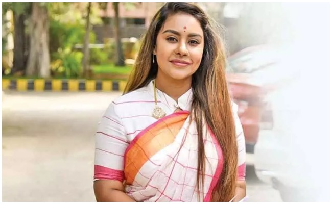 Sree Reddy: నాగబాబూ…. ఇప్పటికైనా ఒళ్లు దగ్గర పెట్టుకొని మాట్లాడు…లైవ్‌లోనే రెచ్చిపోయిన శ్రీ రెడ్డి