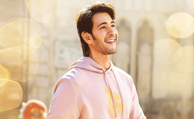 Why Mahesh : ఏంటిదంతా కామెడీ కోసమేనా: సూపర్ స్టార్ మహేషూ.! నీకిది తగునా.?