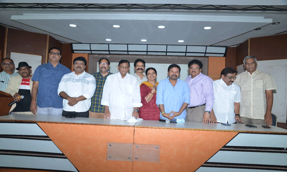 తెలుగు ఫిల్మ్ ఇండస్ట్రీ ఫెస్ చేస్తున్న ప్రాబ్లమ్స్ పై స్పందించిన 24 క్రాఫ్ట్డ్ ప్రెసిడెంట్స్ & సెక్రెట్రీస్