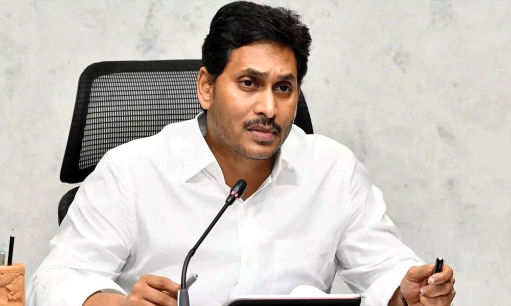 వైఎస్ జగన్ ‘గడప’ వ్యూహం: తెరవెనుక అంత పెద్ద కథ వుందా.?