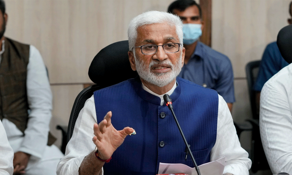 Vijayasai Reddy : మోడీ మెప్పు కోసమే  విసారె ట్వీటేశారా.?