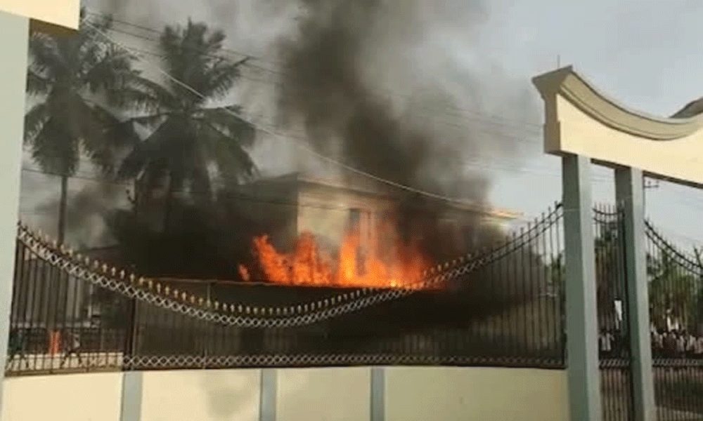 కోనసీమ వివాదంపై వైసీపీని బీజేపీ కూడా ప్రశ్నించేస్తోందహో.!