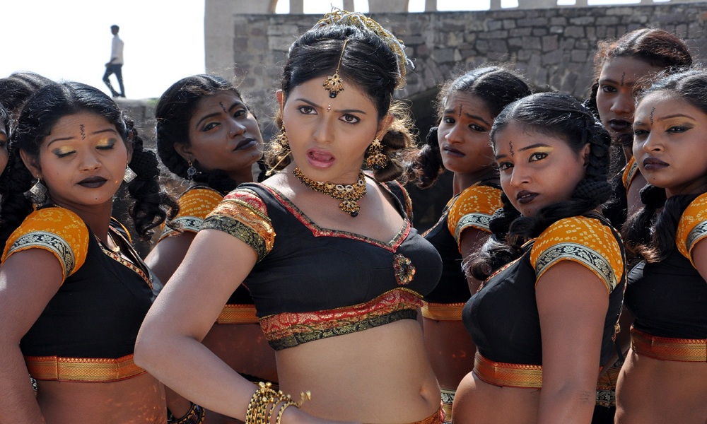 ‘ముసలోడికి దసరా పండగ’  ఇవివికి అంకితం!