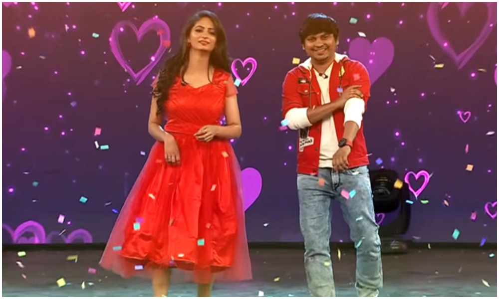 Jabardasth: జబర్దస్త్ వేదికపై నిశ్చితార్థం జరుపుకున్న రాకేష్ సుజాత.. ప్రోమో వైరల్!