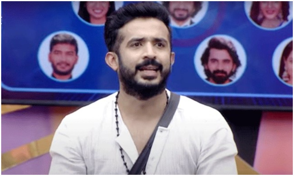 మెగా స్టార్ చిరంజీవి షాకింగ్ వ్యాఖ్యలు చేసిన యాంకర్ రవి.. ఏమన్నాడంటే?