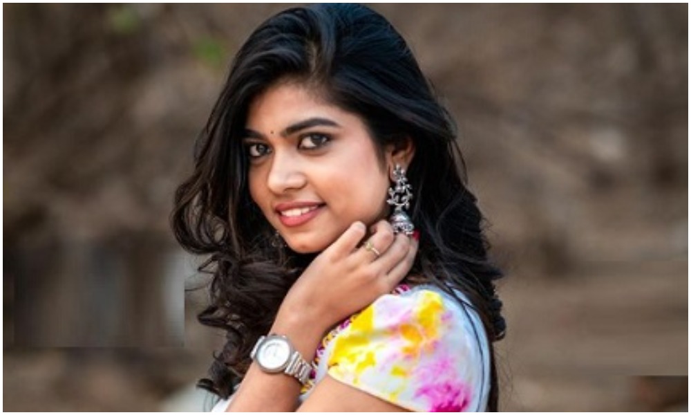 పెళ్లికి సిద్ధమైన జబర్దస్త్ భామ రీతు చౌదరి.. వైరల్ అవుతున్న ఫోటోలు..?