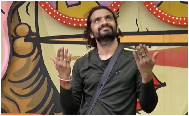 ఆల్రెడీ సగం చచ్చిపోయి ఉన్నా అంటూ ఎమోషనల్ అయినా నటరాజ్ మాస్టర్..?