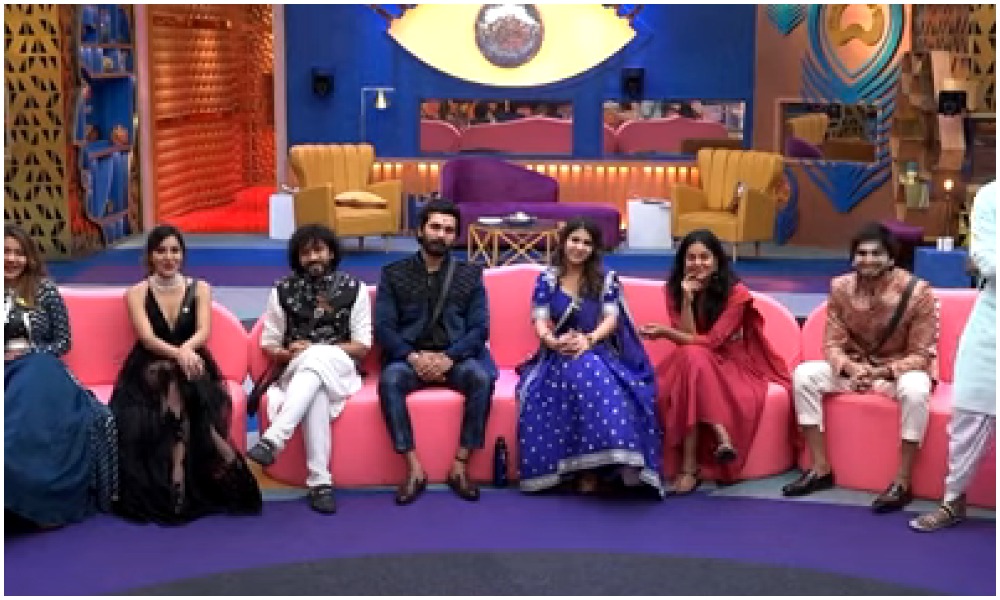 Big Boss Elimination: టాప్ 5 లో ఫినాలే కి చేరుకునేది ఎవరు..? ఈ వారం ఈ ముగ్గురికి ఎలిమినేషన్ తప్పదా..?