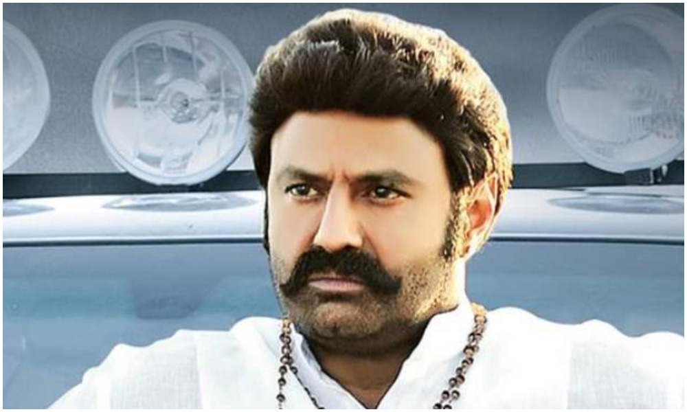 డూప్ లేకుండా ఫ్లై ఓవర్ మీద నుంచి దూకిన హీరో బాలకృష్ణ.. చివరకు?