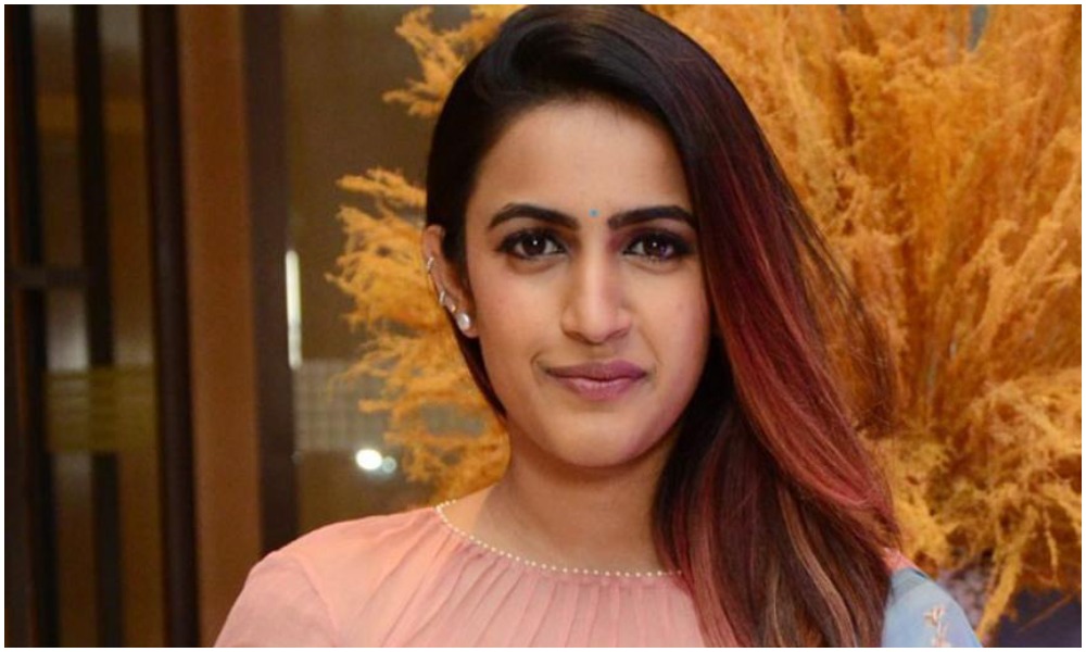 అక్కడ కూడా డ్రగ్స్ దొరుకుతాయా అంటూ నిహారిక పై భారీగా ట్రోల్స్ చేస్తున్న నెటిజన్స్!