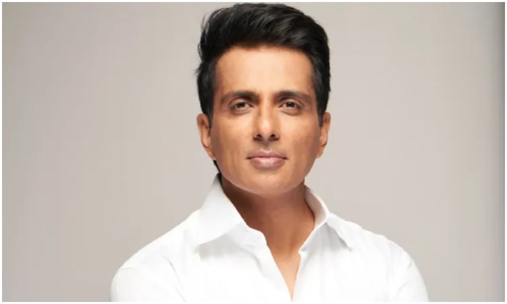 సోనూసూద్ ఫౌండేషన్ పేరుతో రూ.68 వేలు టోకరా వేసిన మోసగాడు..