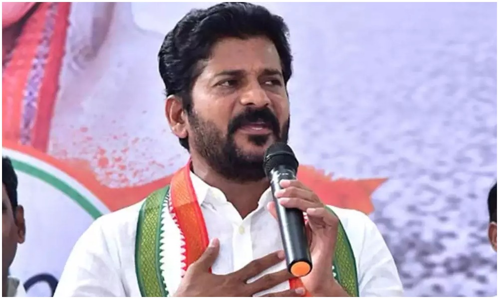 అయినవారికి ఆకుల్లో.. కానివారికి కంచాల్లో అంటూ కేసీఆర్ పై విమర్శలు చేసిన రేవంత్ రెడ్డి..