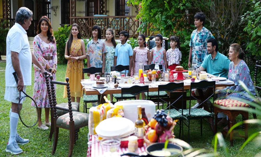 మ్యాస్ట్రో ఇళ‌య రాజా సంగీత సార‌థ్యంలో శ‌ర్మ‌న్ జోషి, శ్రియాశ‌ర‌న్ న‌టించిన చిత్రం ‘మ్యూజిక్ స్కూల్’  షూటింగ్ పూర్తి