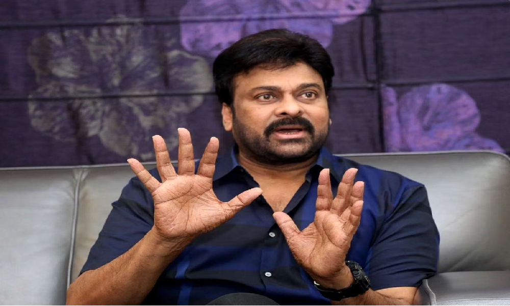 మెగాస్టార్ చిరంజీవి మళ్ళీ రాజకీయాల్లోకి.?