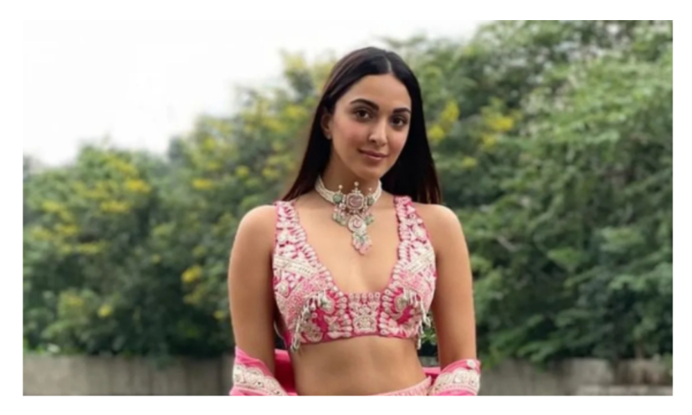 ప్రేమ పెళ్లి గురించి షాకింగ్ కామెంట్స్ చేసిన కియారా.. అంత తీరిక లేదంటూ కామెంట్స్!