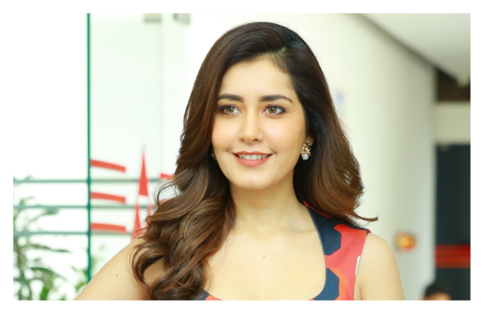 స్టార్ హీరోయిన్ రాశీఖన్నా తొలి రెమ్యునరేషన్ అంత తక్కువా?